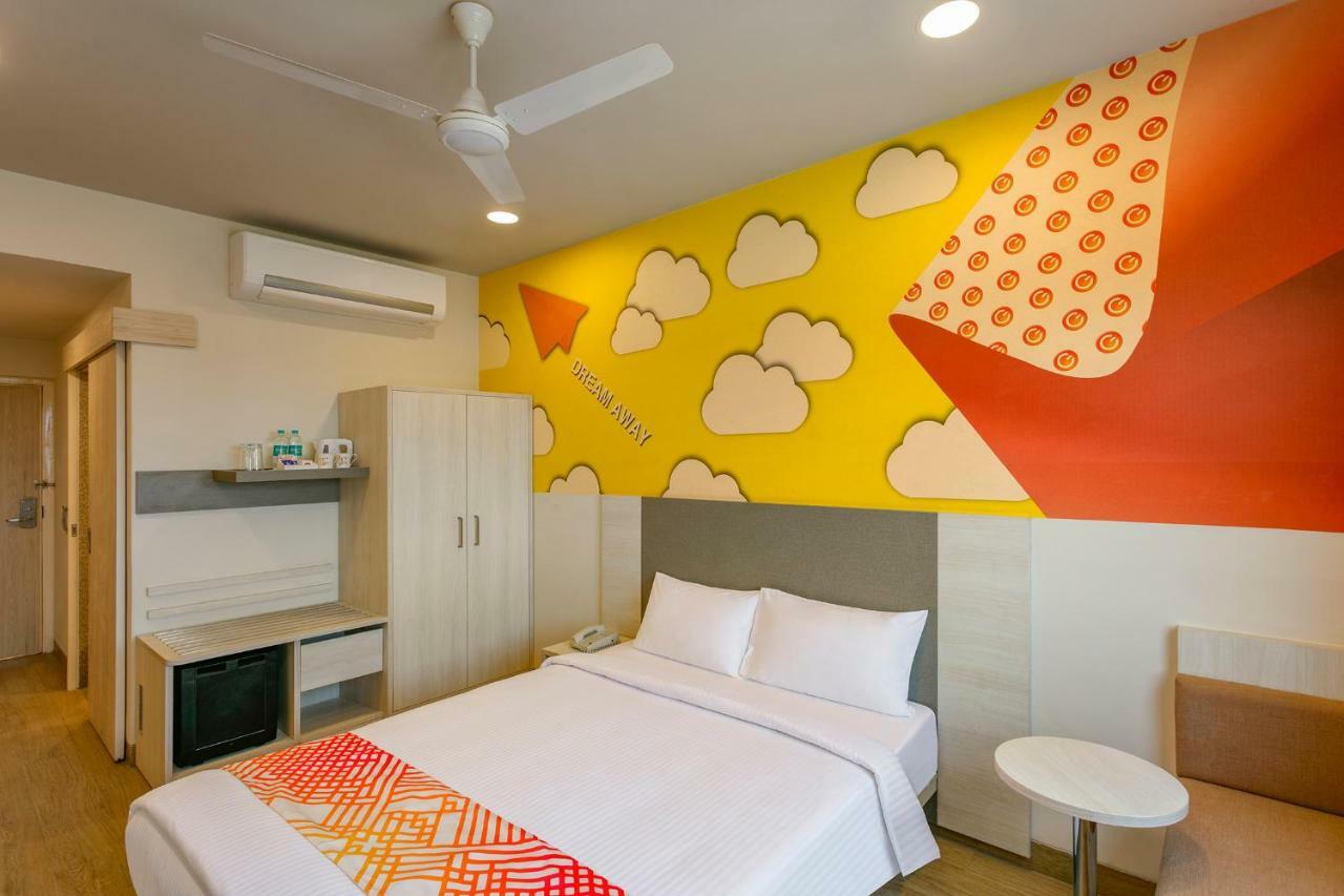 Ginger Sanand Hotel ภายนอก รูปภาพ